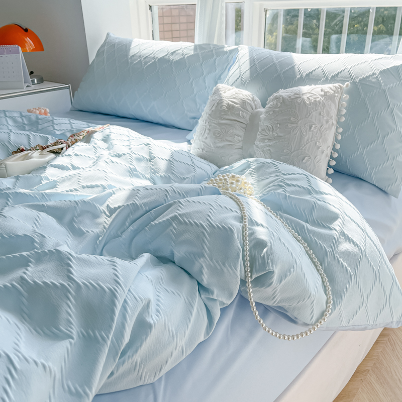 5 Tips for Choosing the Perfect Bedding Set for Your Sleeping Needs